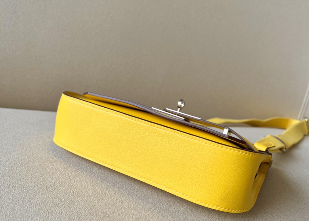 Hermes Jypsiere Mini Shoulder Bag In Yellow Swift Leather